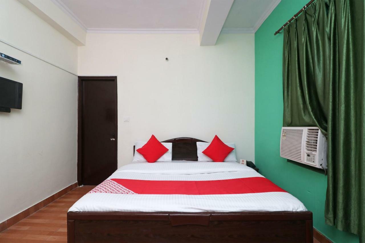 Oyo 29411 Hotel Vanshika Agra  Exterior photo
