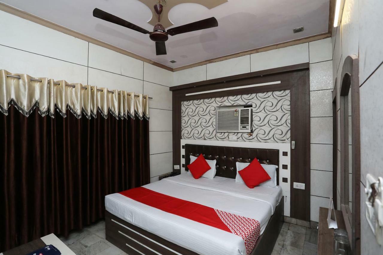Oyo 29411 Hotel Vanshika Agra  Exterior photo